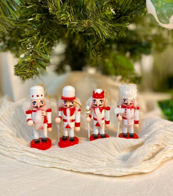 Cascanueces  rojo / blanco x 4